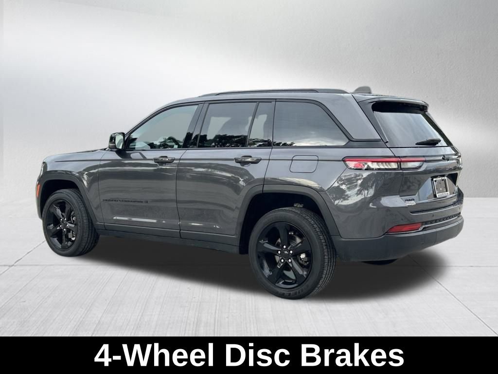 Certified 2024 Jeep Grand Cherokee Altitude image 10