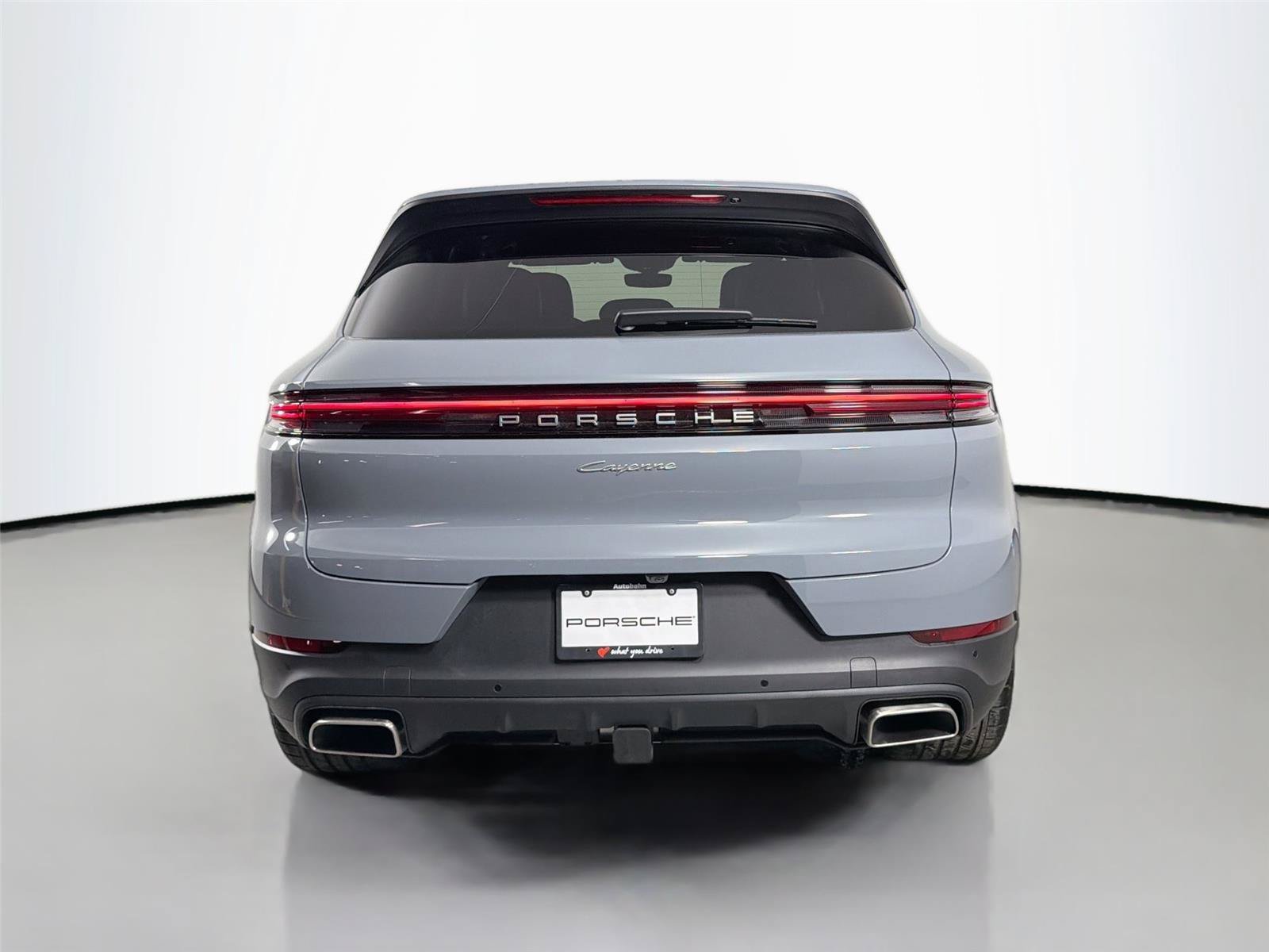Certified 2026 Porsche Cayenne AWD/4WD image 6