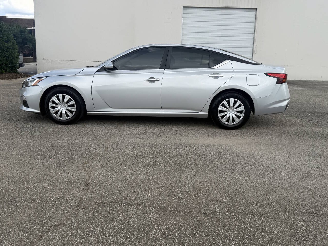 Used 2019 Nissan Altima 2.5 S FWD image 11