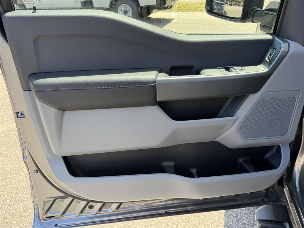 New 2026 Ford F350 XL w/ STX Appearance Package image 16