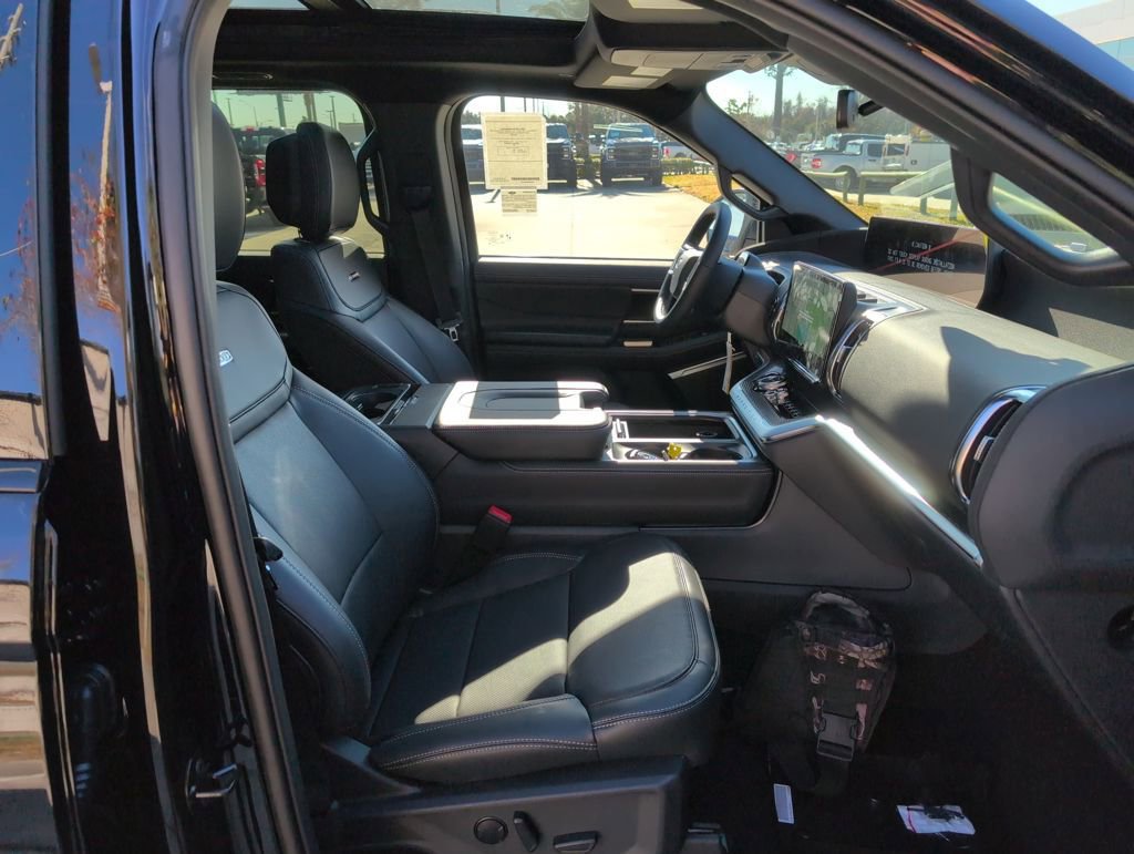 New 2026 Ford Expedition Platinum w/ Stealth Appearance Package image 15