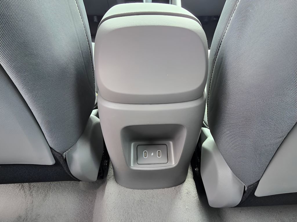 New 2026 Hyundai Elantra Blue image 28