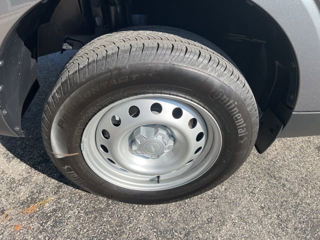 New 2025 Ford Maverick XL image 22