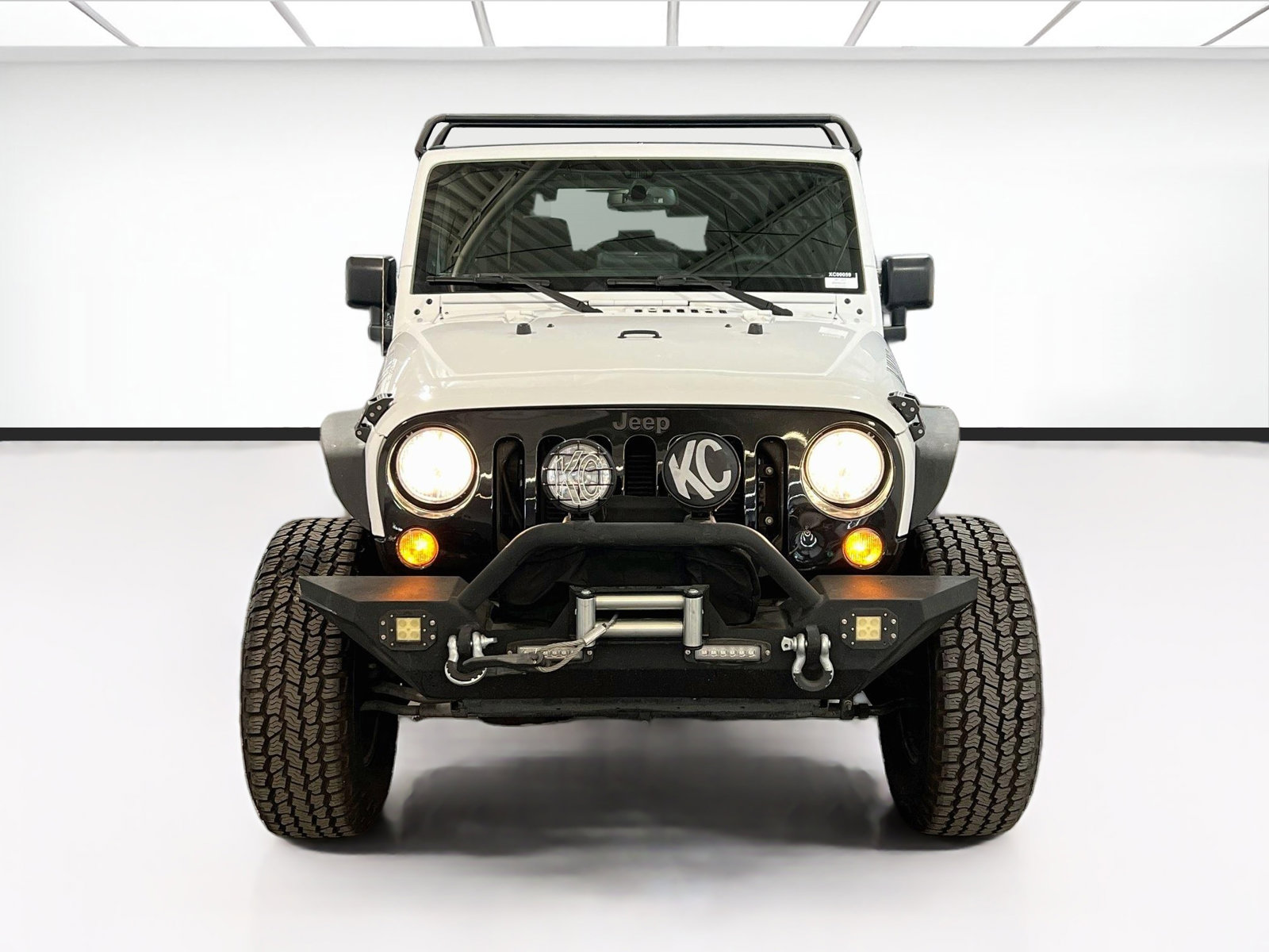 Used 2017 Jeep Wrangler Sport AWD/4WD image 2