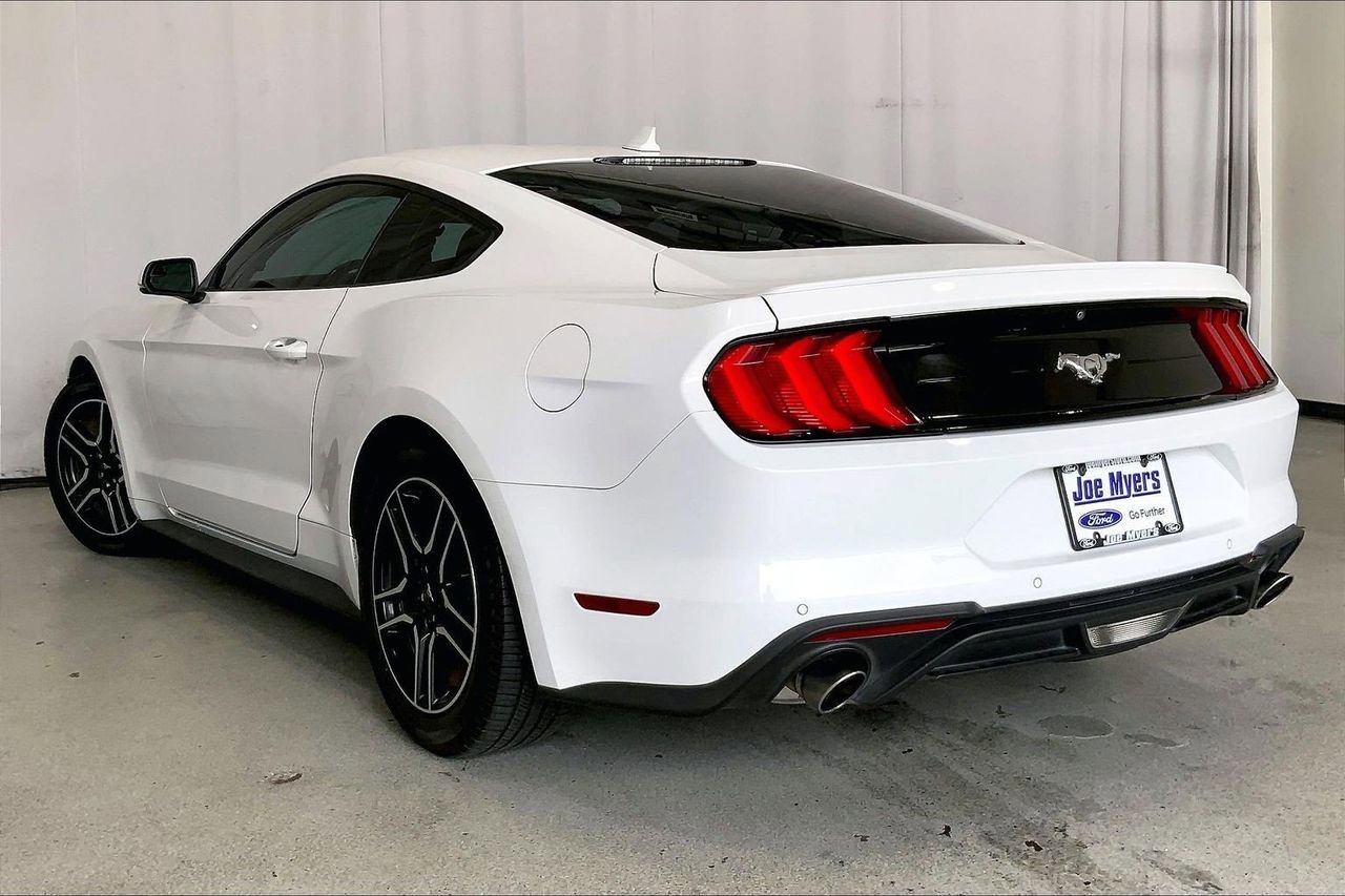 Used 2020 Ford Mustang Premium image 5