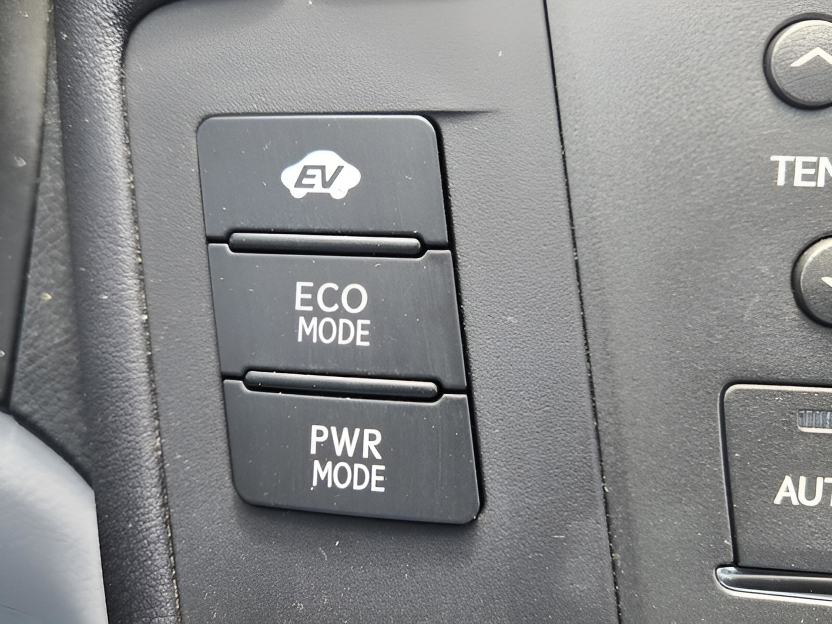 Used 2010 Lexus HS 250h image 24