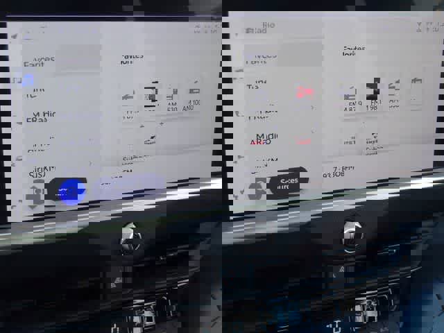 Used 2023 Toyota Crown XLE image 23