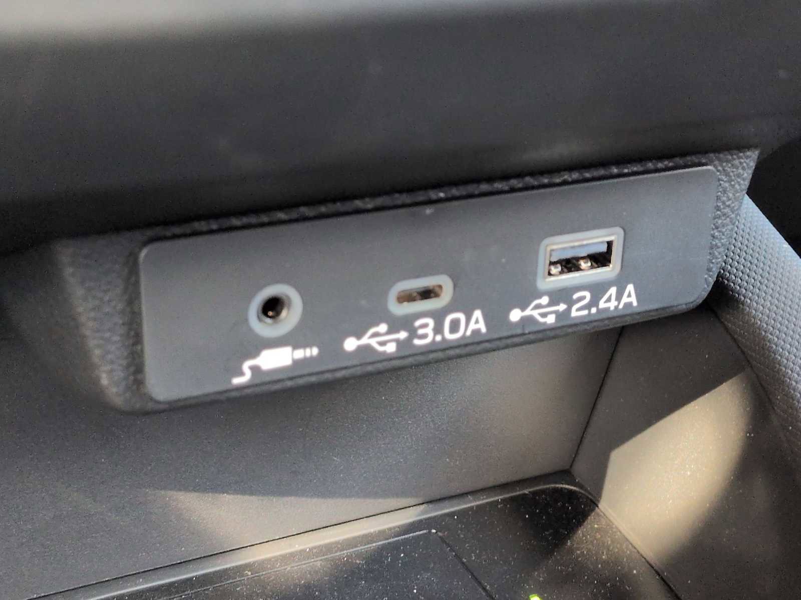 Certified 2025 Subaru Forester Limited image 33