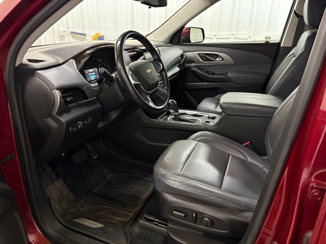 Used 2018 Chevrolet Traverse LT w/ LPO, Floor Liner Package AWD/4WD image 33