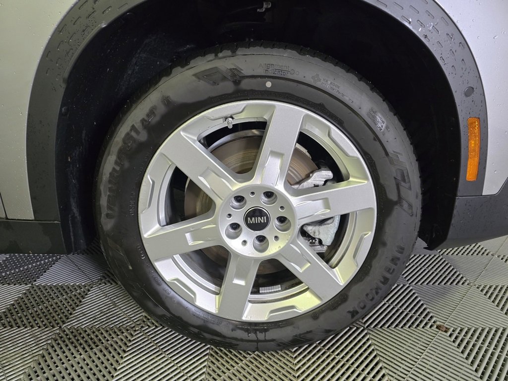 Used 2025 MINI Cooper Countryman S w/ Comfort Package Max image 2