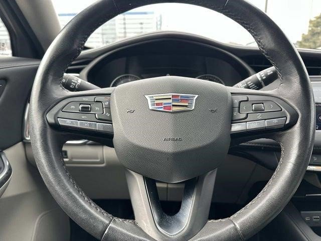 Certified 2023 Cadillac XT4 Premium Luxury w/ Cold Weather Package AWD/4WD image 15