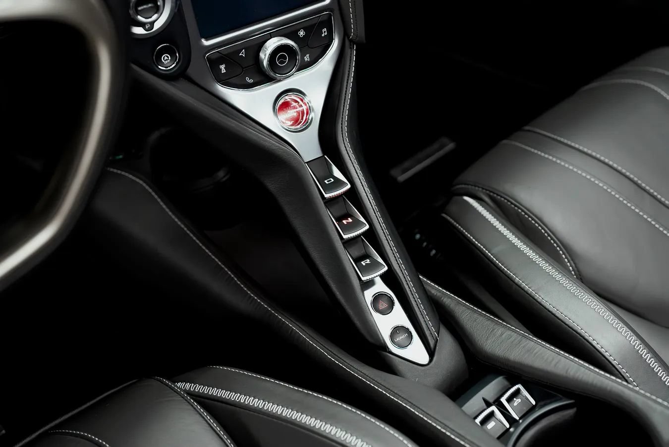 Used 2020 McLaren 720S Spider RWD image 19