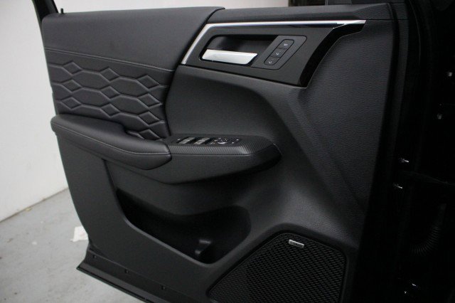 New 2025 Mitsubishi Outlander SEL image 15