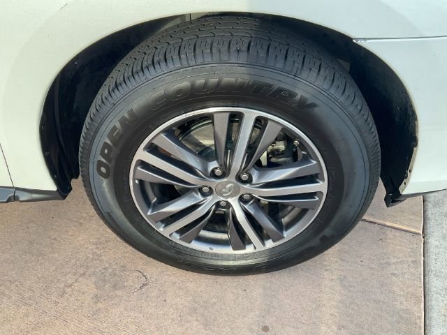 Used 2019 INFINITI QX60 Luxe w/ Essential Package image 12