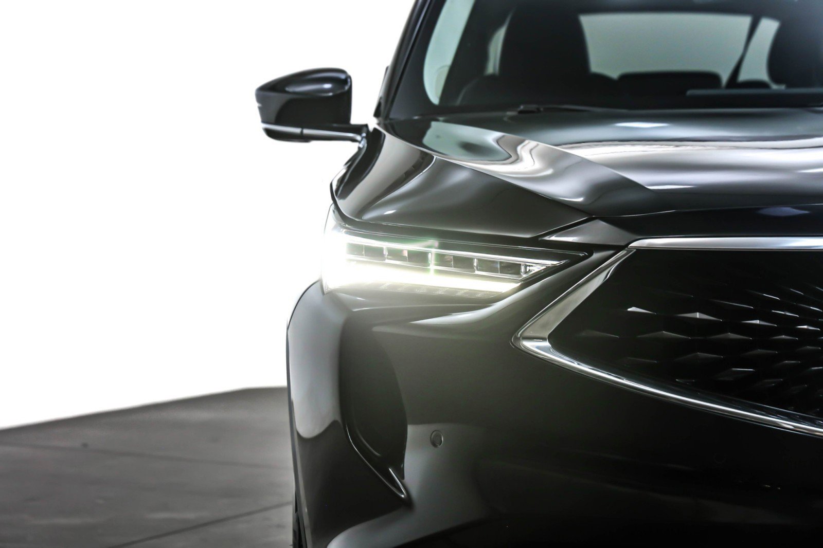 Used 2023 Acura MDX FWD w/ Technology Package image 13