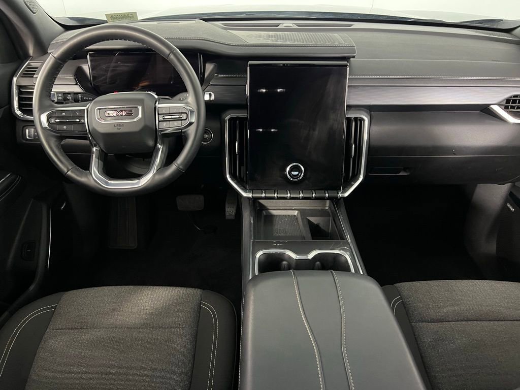 Used 2025 GMC Acadia Elevation image 13