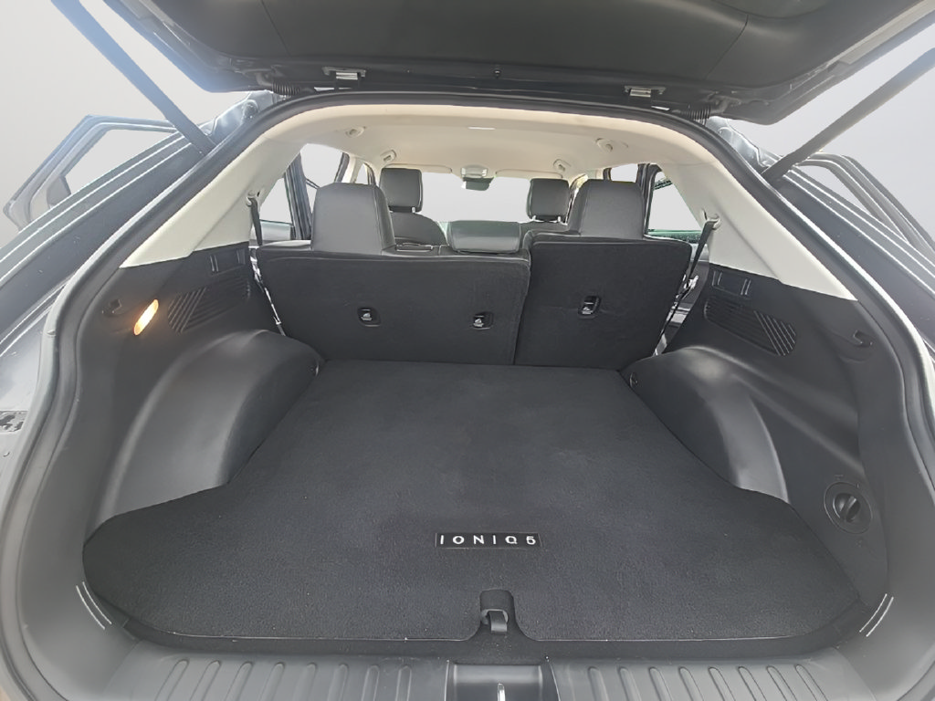 Certified 2023 Hyundai Ioniq 5 SEL w/ Cargo Package AWD/4WD image 19