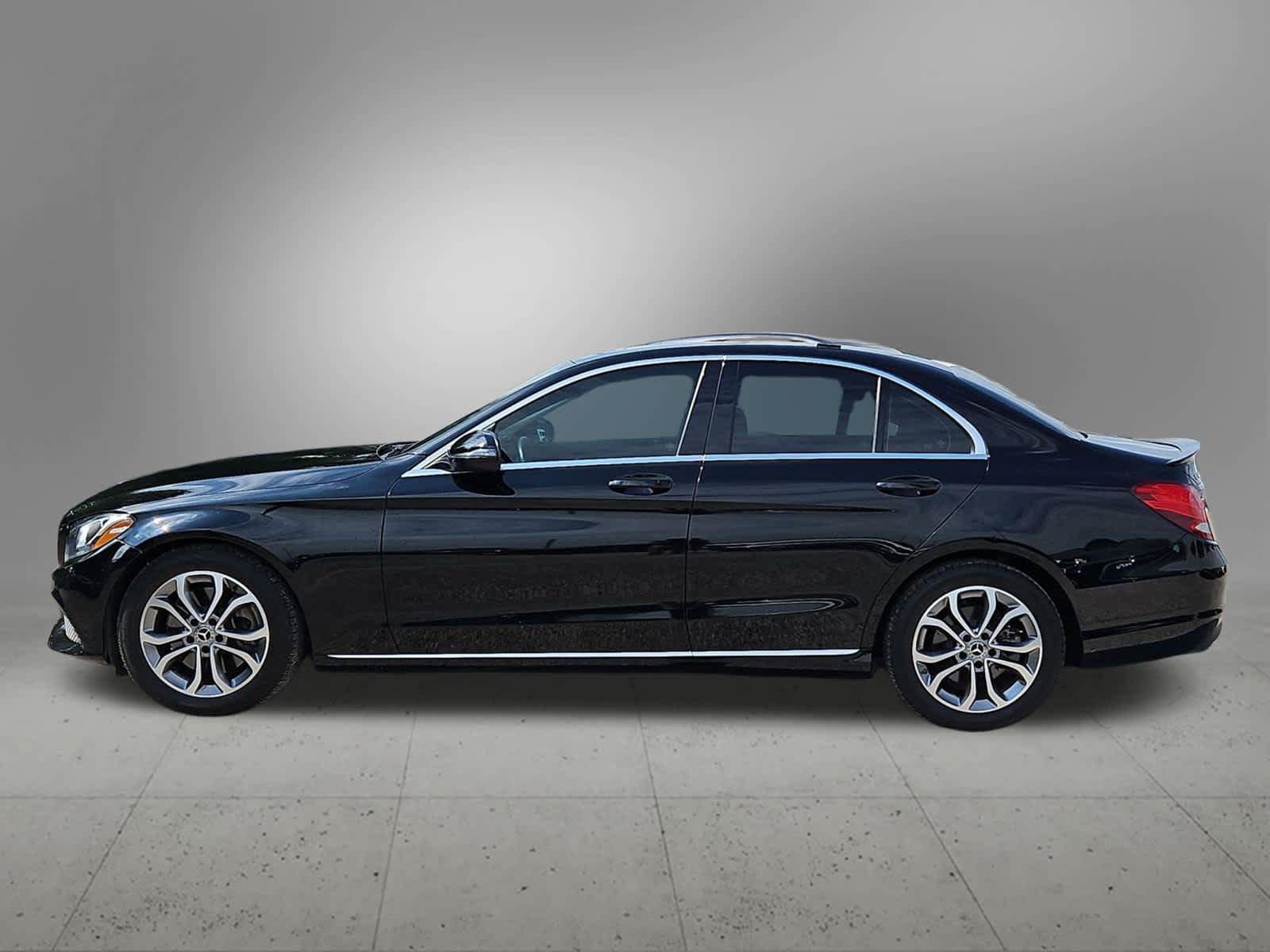 Used 2018 Mercedes-Benz C 300 Sedan image 3