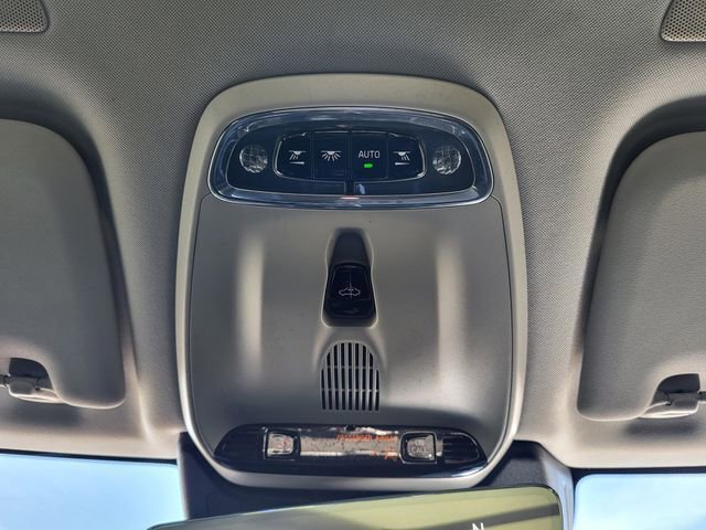 Used 2019 Volvo XC60 T6 Momentum w/ Premium Package image 20