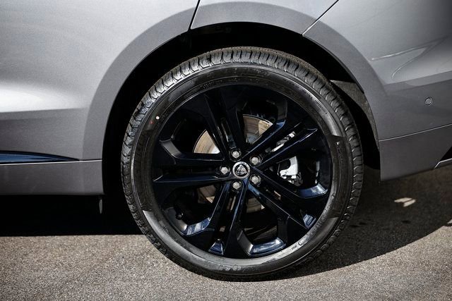 New 2026 Jaguar F-PACE R-Dynamic S image 6