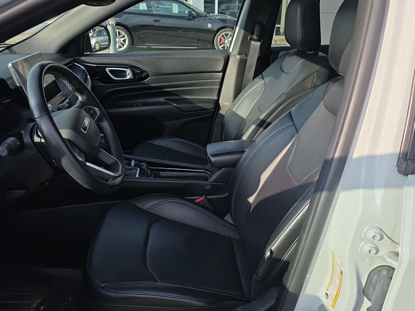 Used 2022 Jeep Compass High Altitude image 9