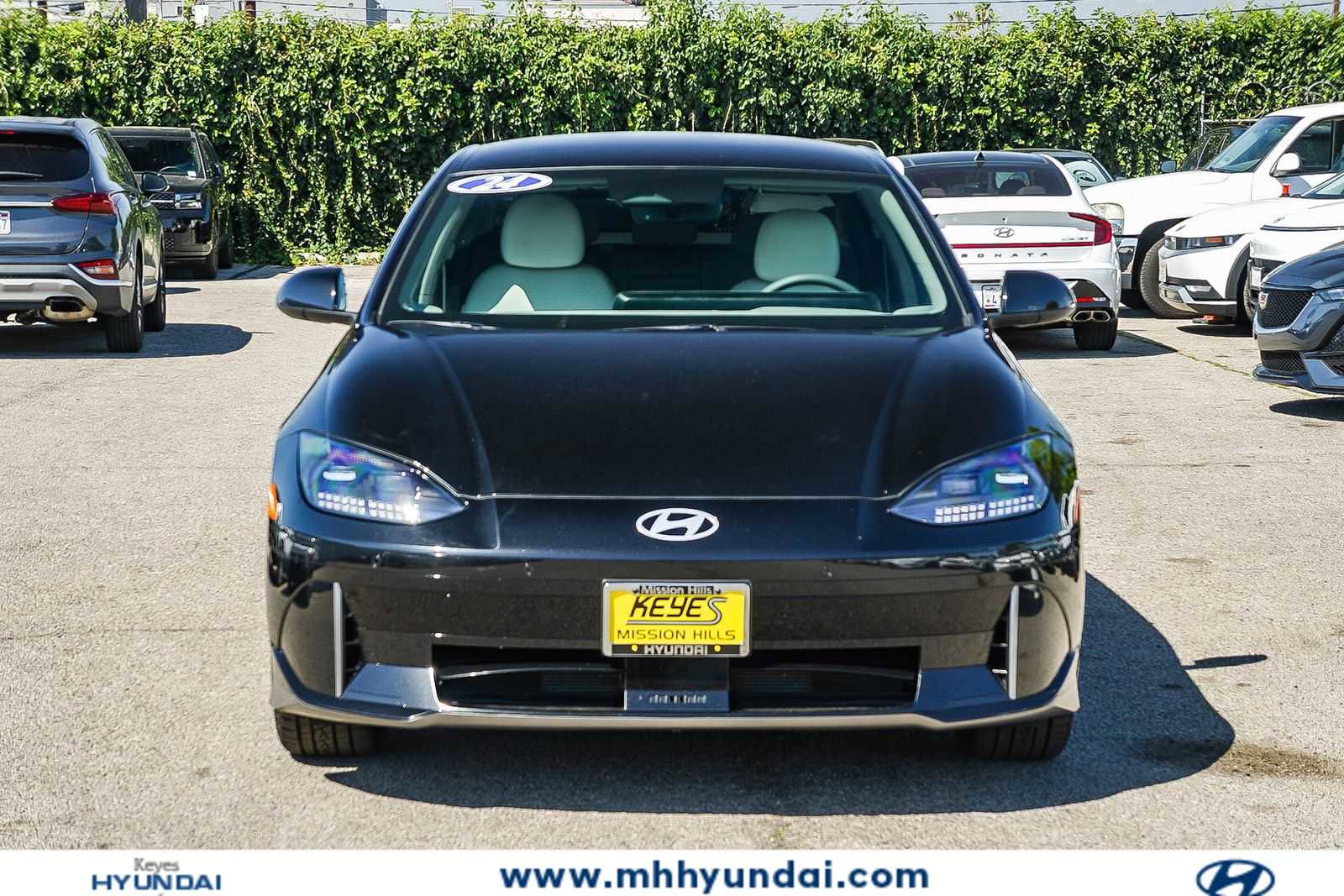 Used 2024 Hyundai Ioniq 6 SEL RWD image 2