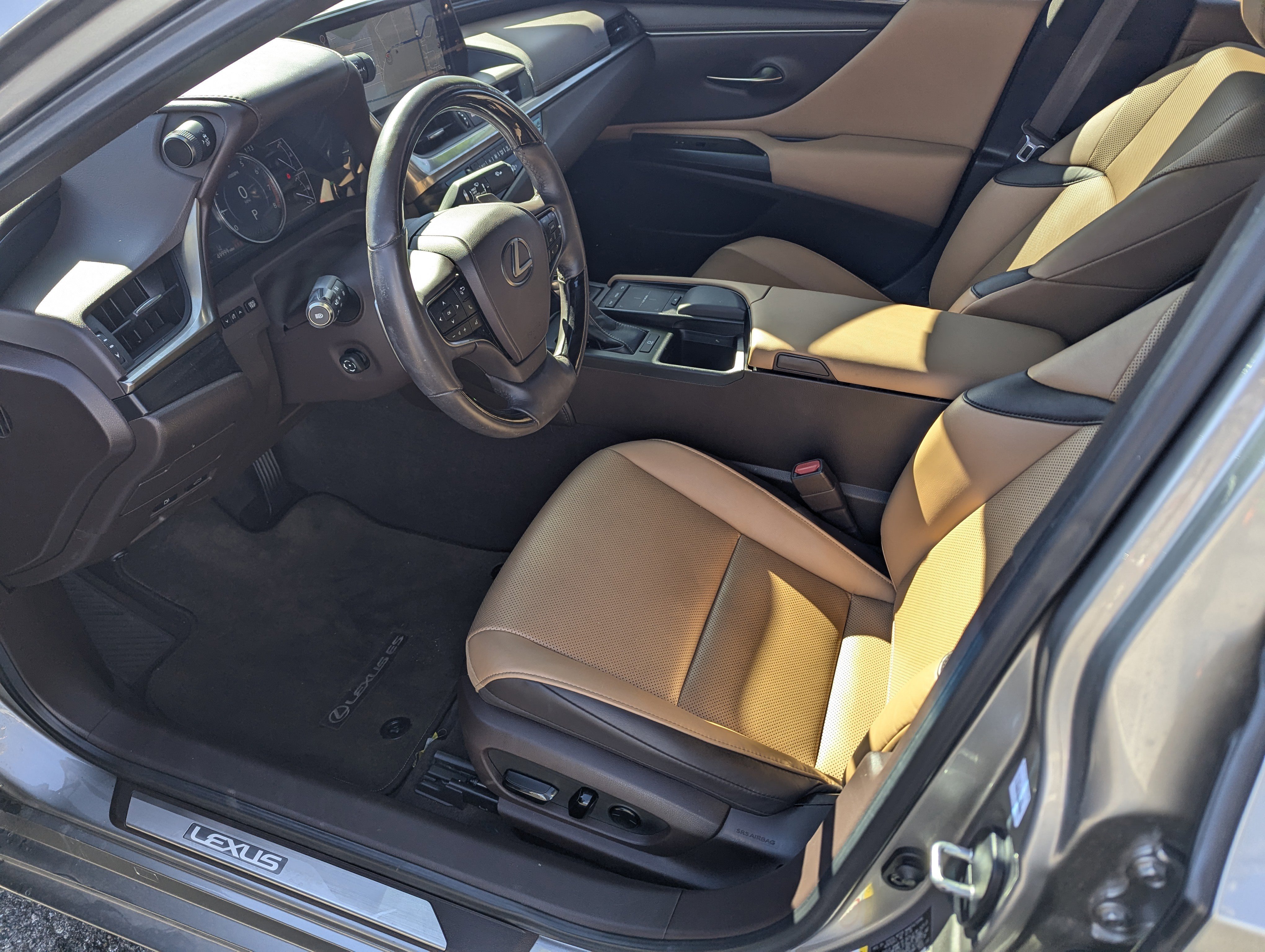 Used 2019 Lexus ES 350 image 9