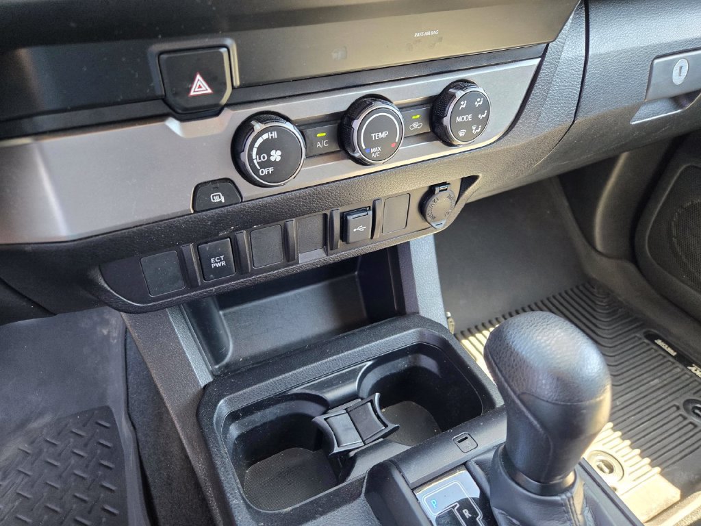 Used 2023 Toyota Tacoma SR RWD image 22