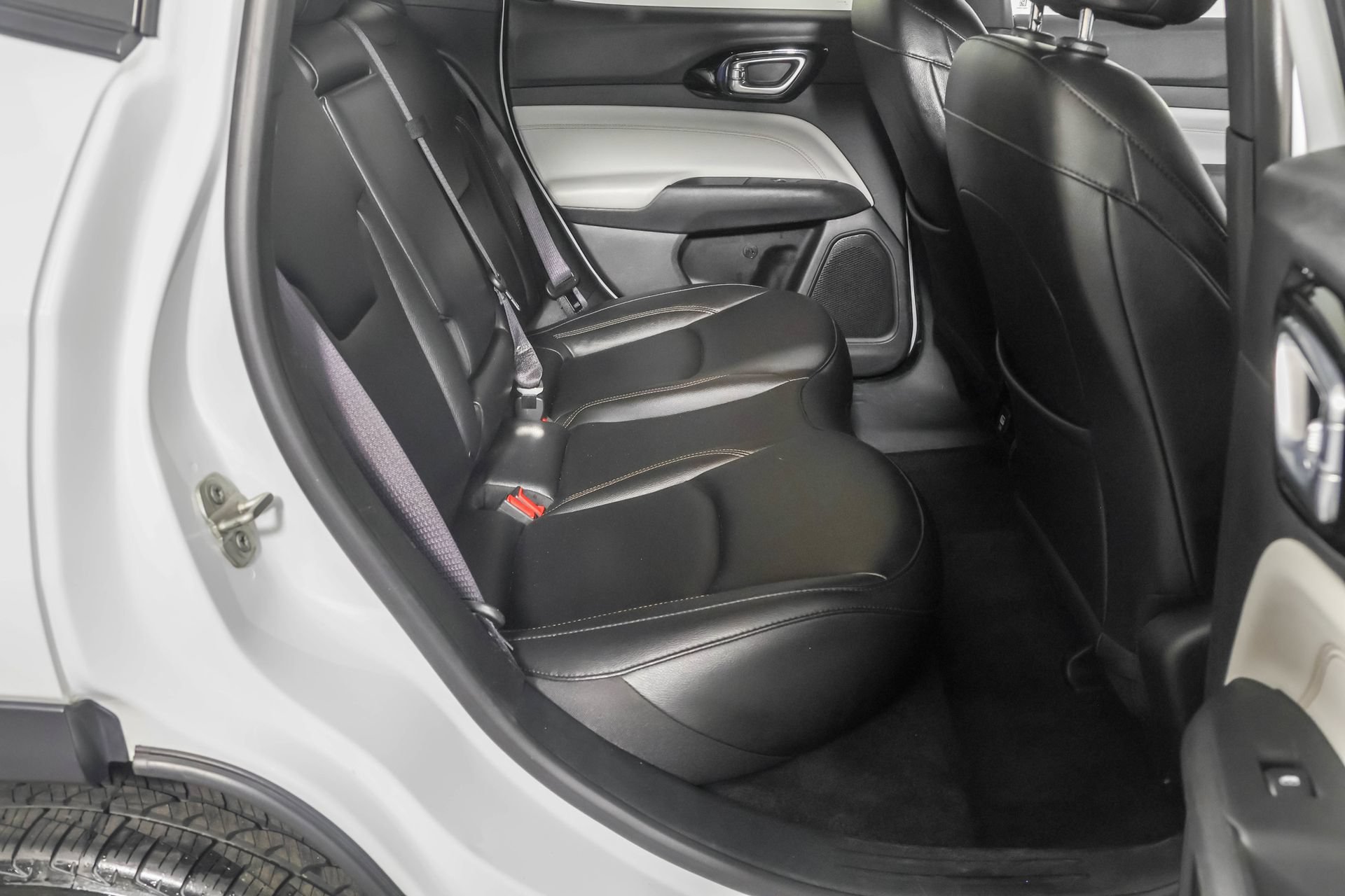 Used 2024 Jeep Compass Limited AWD/4WD image 39