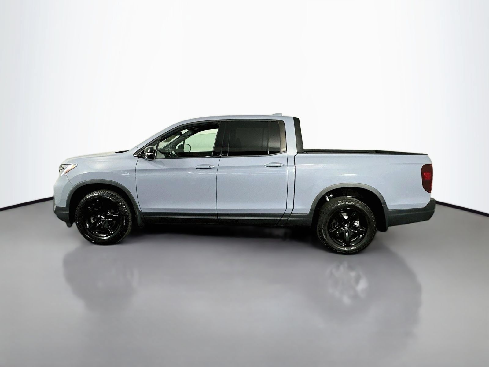 Used 2023 Honda Ridgeline Black Edition image 4