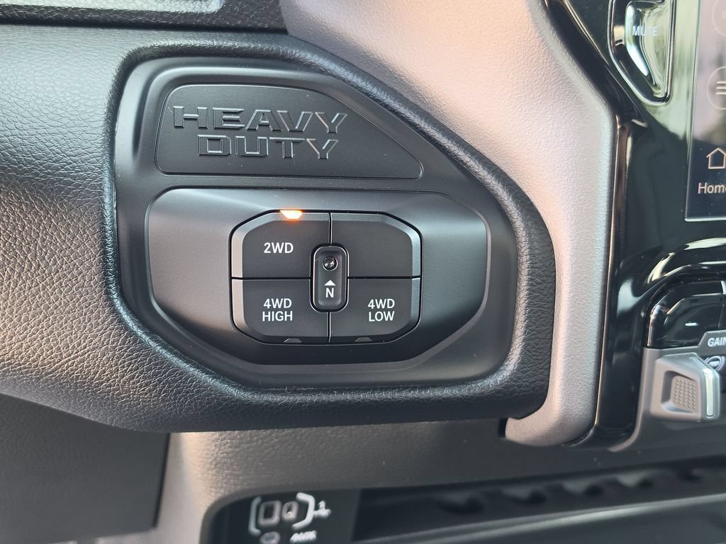 Used 2026 RAM 2500 Big Horn AWD/4WD image 22