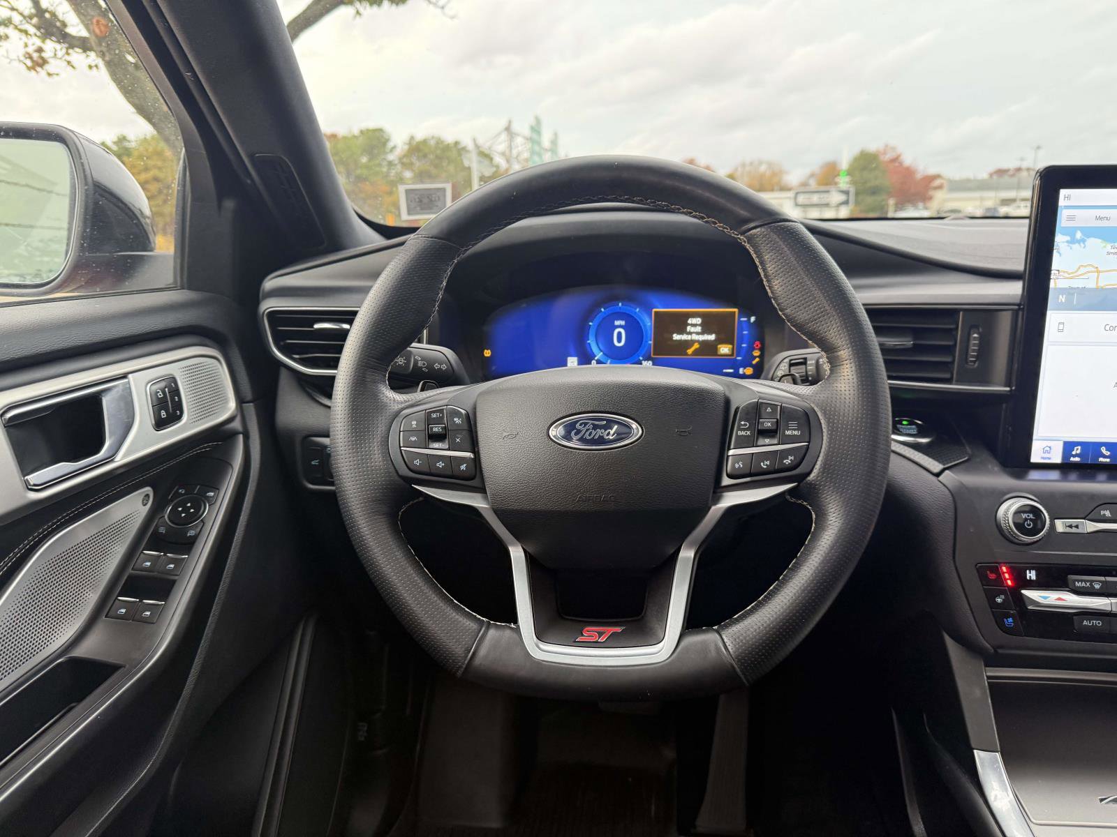 Used 2020 Ford Explorer ST w/ Premium Technology Package image 14