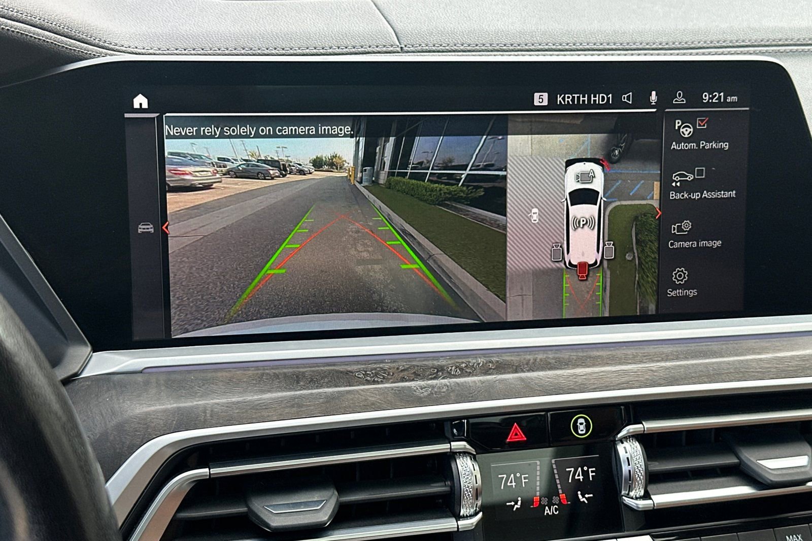 Used 2022 BMW X7 xDrive40i w/ Premium Package AWD/4WD image 28