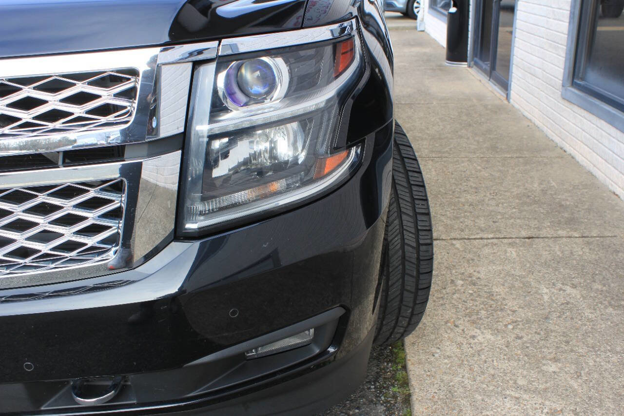 Used 2016 Chevrolet Tahoe LT w/ LT Signature Package image 3