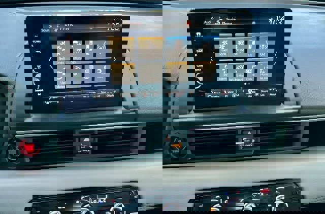 Certified 2023 Honda Pilot Touring image 35