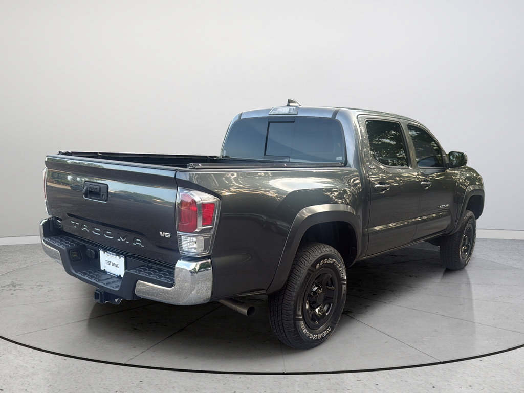 Used 2021 Toyota Tacoma SR5 RWD image 7