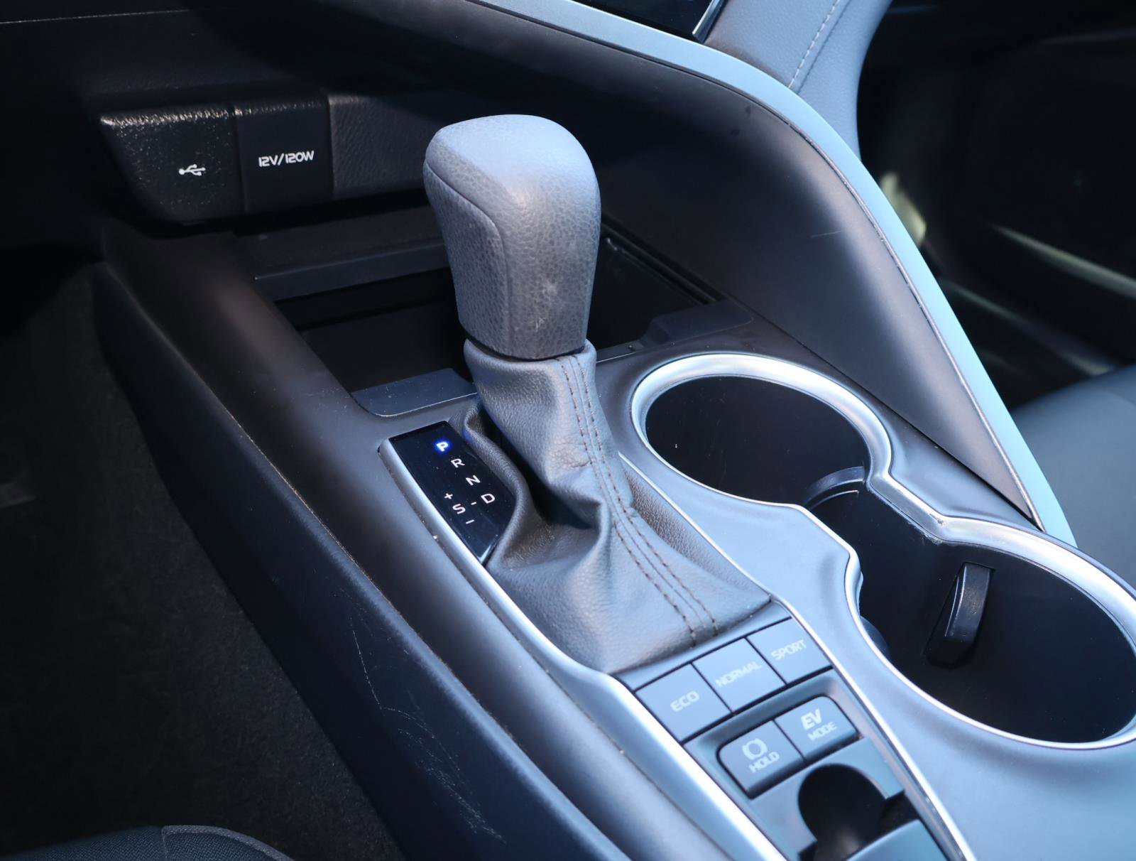 Used 2023 Toyota Camry LE image 23