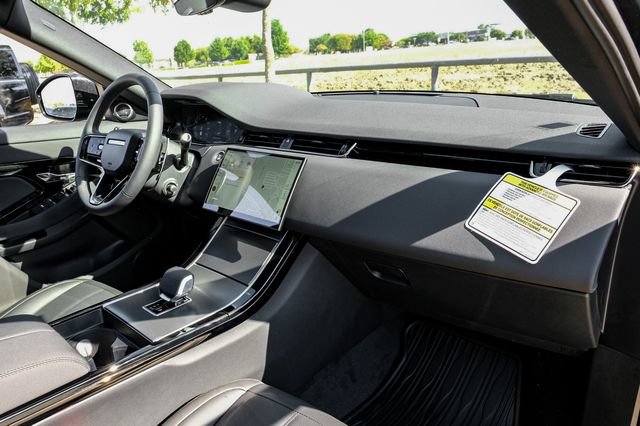 New 2026 Land Rover Range Rover Evoque S AWD/4WD image 19