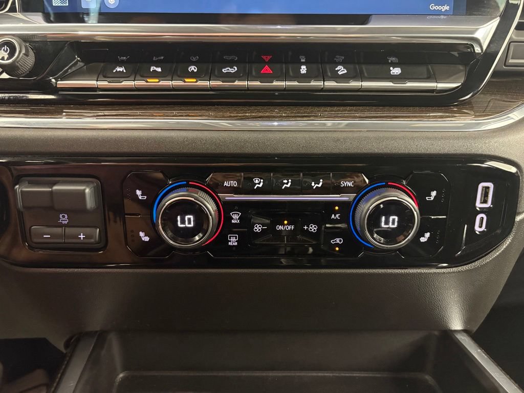 Used 2024 Chevrolet Silverado 1500 LT Trail Boss w/ Convenience Package II AWD/4WD image 27