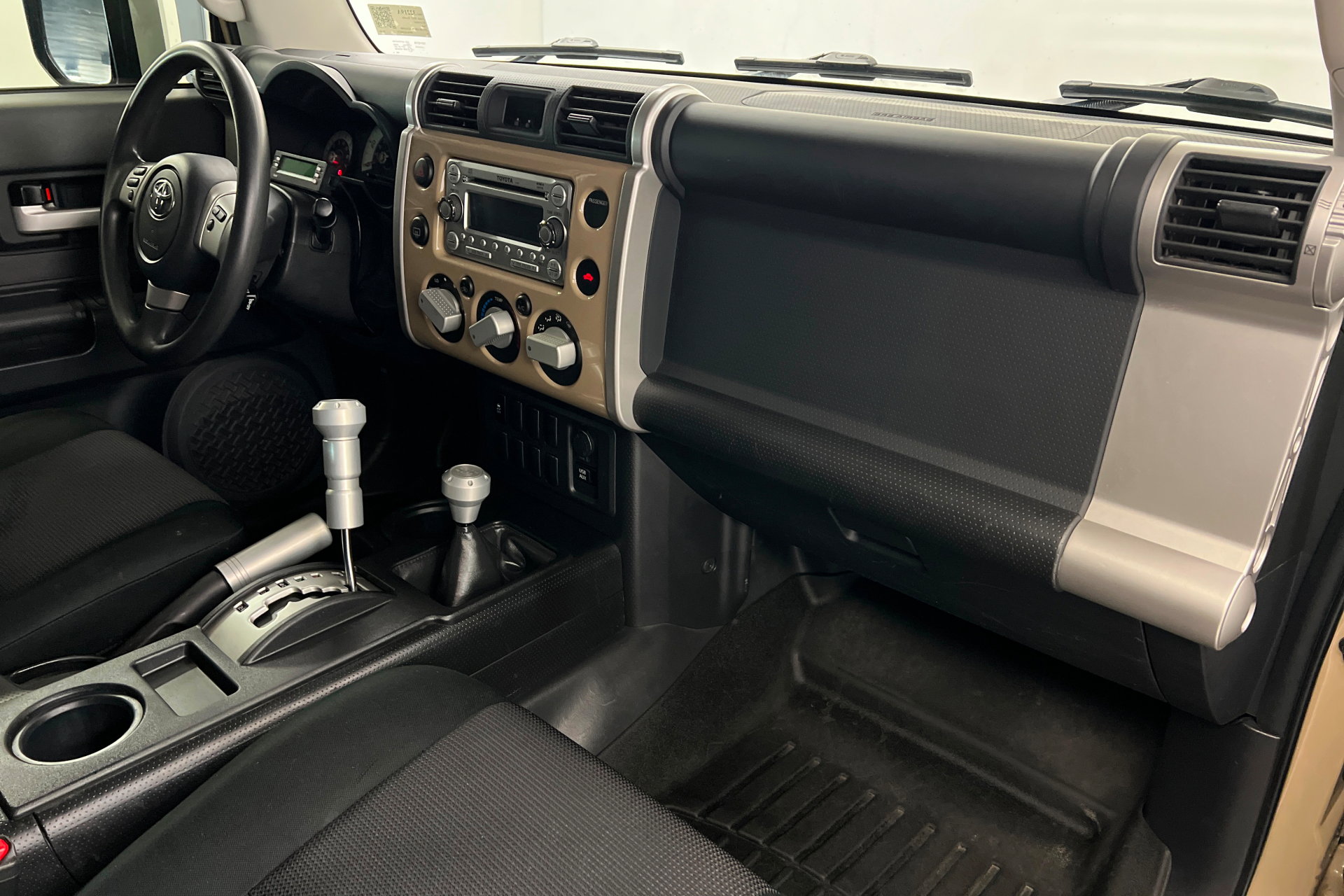 Used 2012 Toyota FJ Cruiser 4WD w/ TRD Sport Pkg image 23