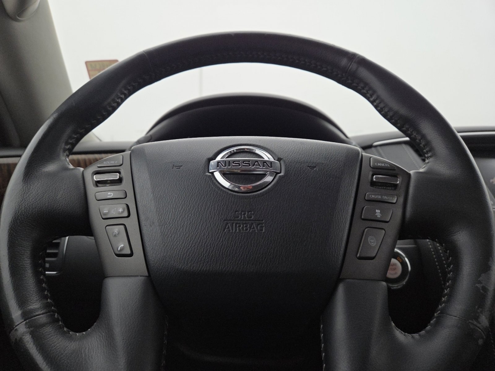 Used 2018 Nissan Armada Platinum image 29