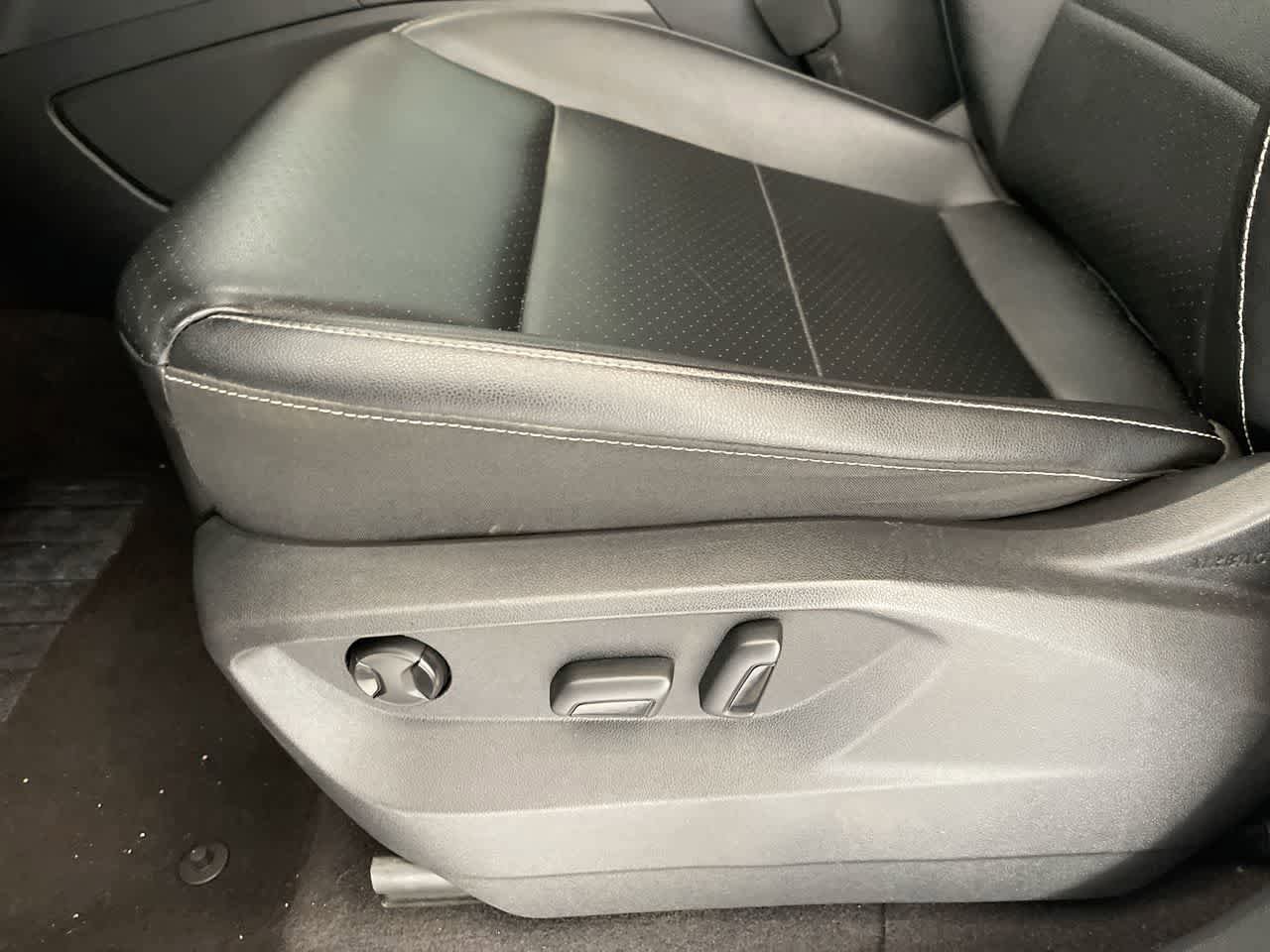 Used 2021 Volkswagen Atlas SE image 12