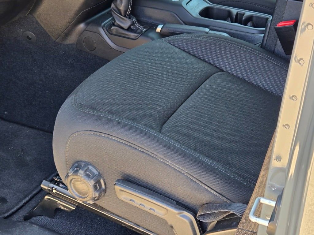 Certified 2022 Jeep Wrangler Unlimited Sahara image 21