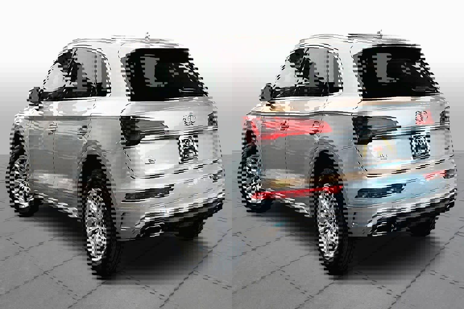 Used 2023 Audi Q5 2.0T Premium w/ Convenience Package image 11