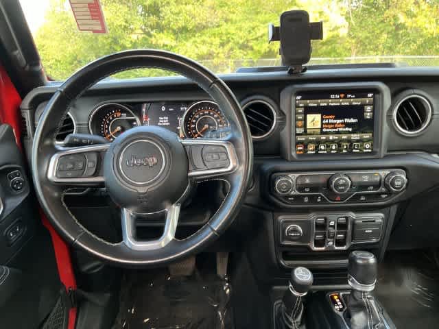 Used 2022 Jeep Wrangler Unlimited Sahara AWD/4WD image 13