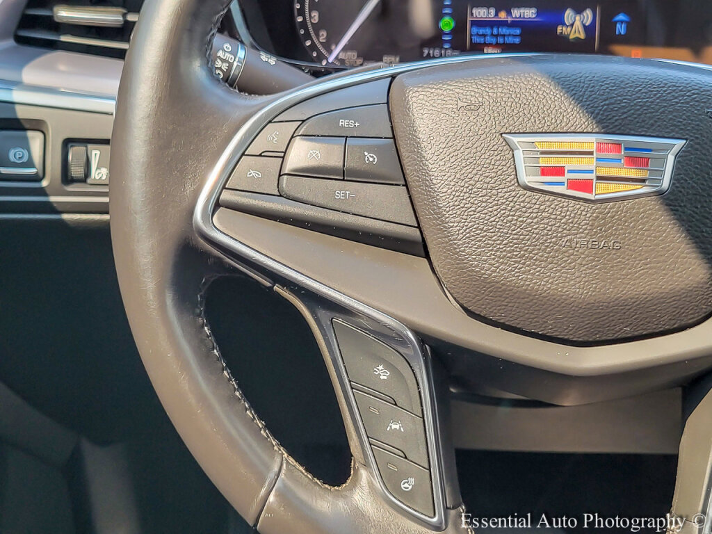 Used 2017 Cadillac XT5 Premium Luxury image 17