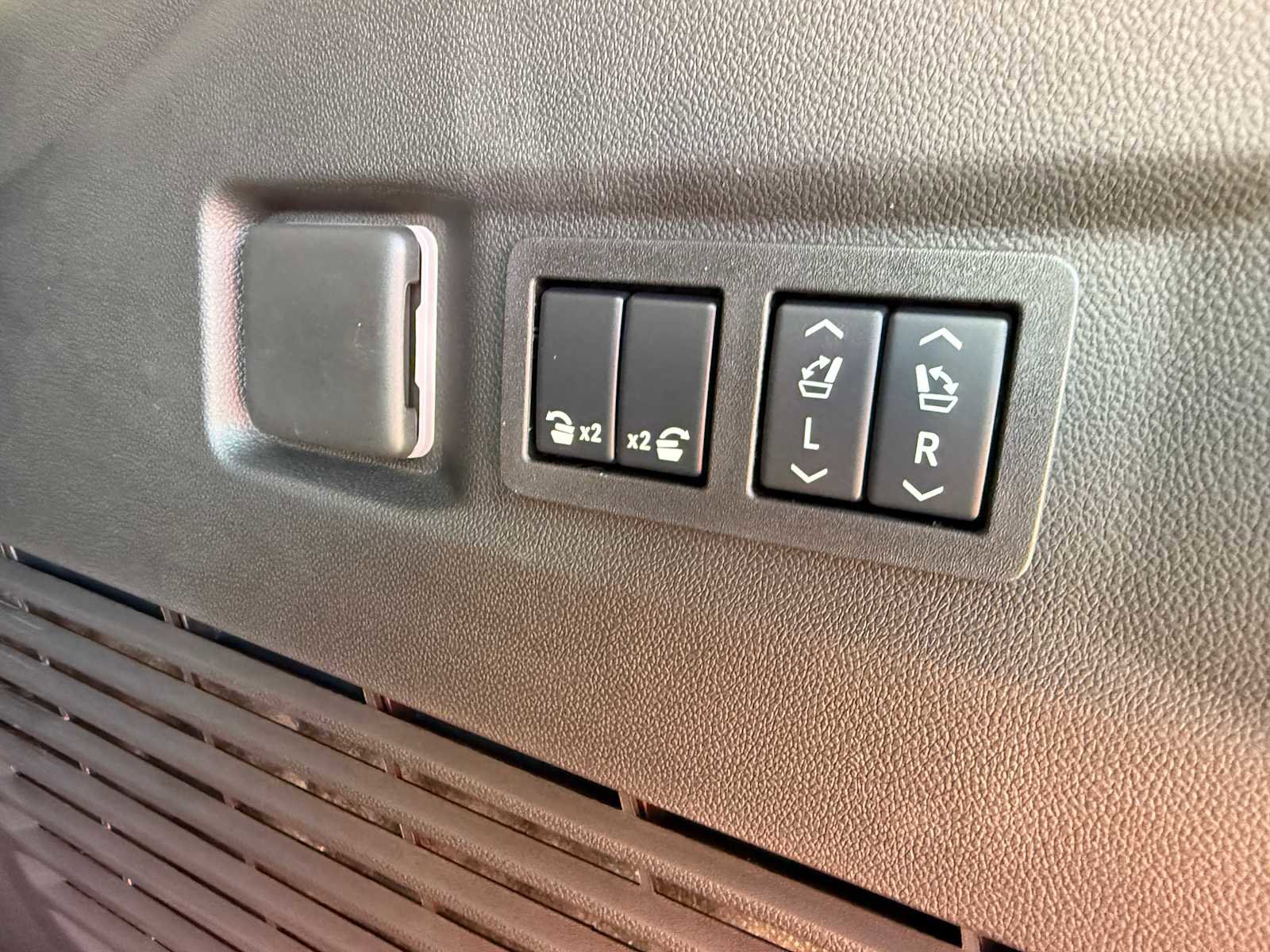 New 2026 Chevrolet Tahoe LT w/ Comfort Package image 29