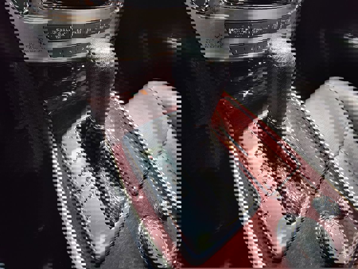 Used 2015 INFINITI Q70 L 3.7 w/ Technology Package image 34