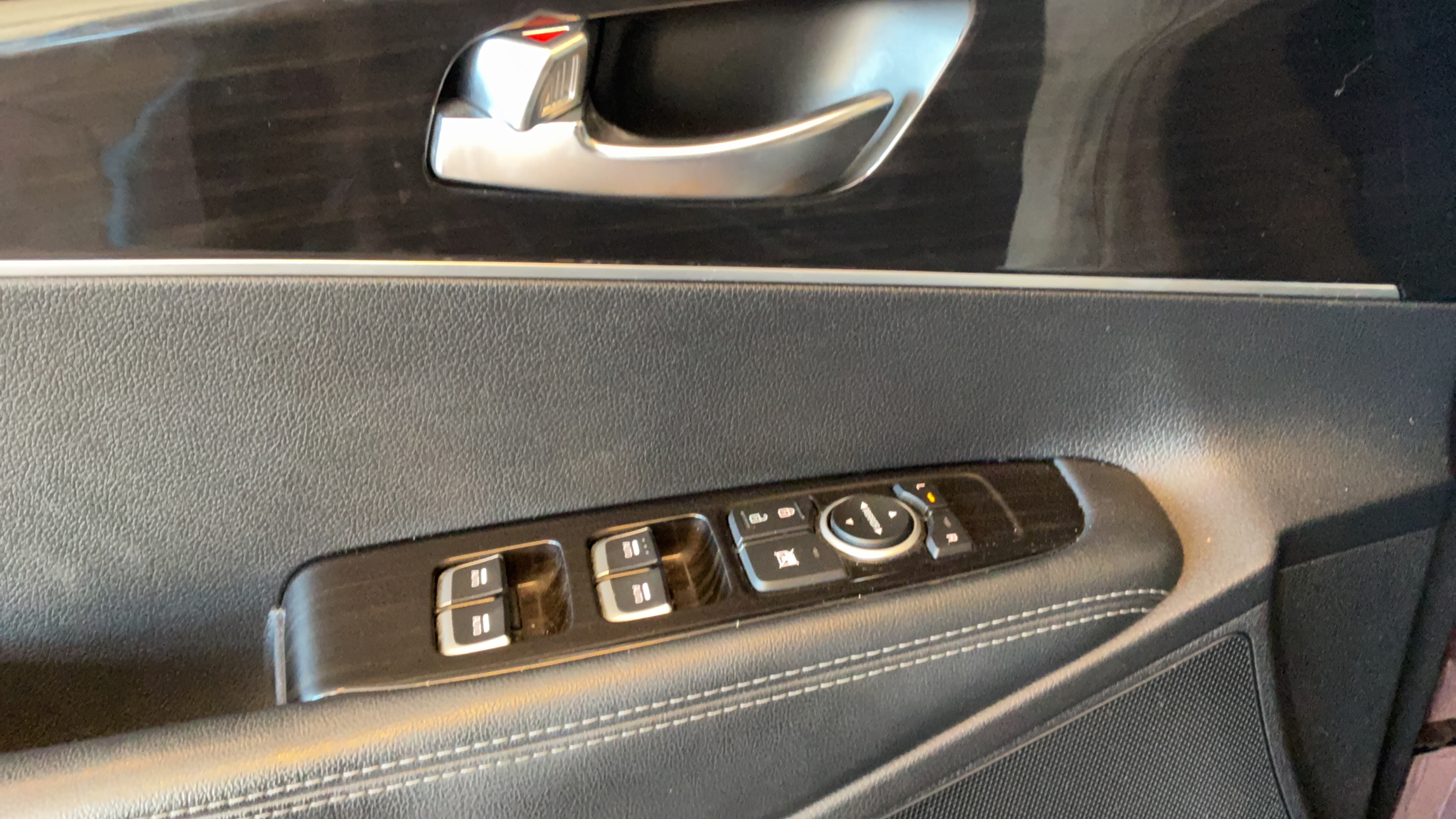 Used 2019 Kia Sorento AWD image 18