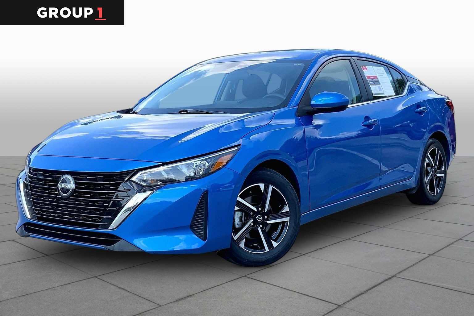 Used 2025 Nissan Sentra SV FWD image 1